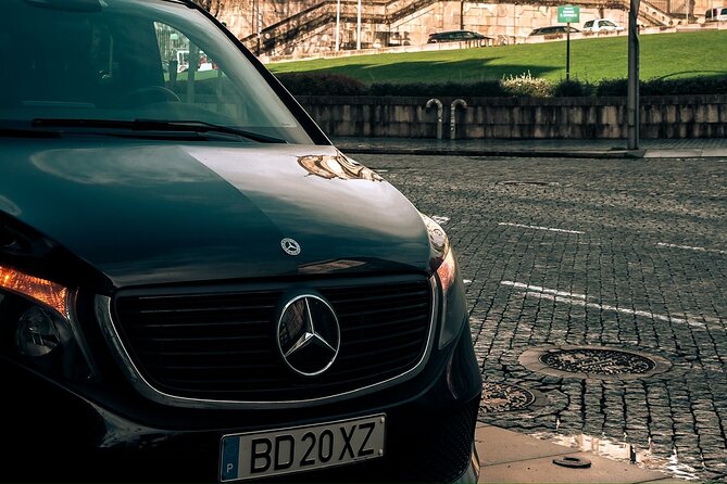 Private Taxi Transfer to/From Porto Airport - Comfort You Can Feel: Modern Cars, Wi‑Fi, and Child Seats