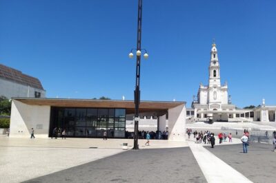Private Tour to Fátima Sanctuary and the Little Shepherds Houses - Capela das Aparicoes: Where the Apparitions Story Becomes Specific